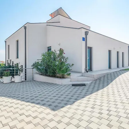Villa Freya Mit Meerblick In Medulin, Istrien Medulin